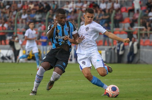 Arquivo:2020.01.02 - Grêmio 2x0 Real Brasília (Juniores) - imagem jogo1.jpg
