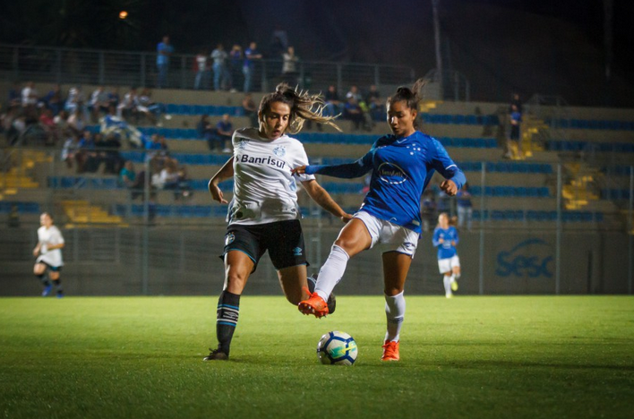 Arquivo:2019.08.03 - Cruzeiro (feminino) 2 x 0 Grêmio (feminino).1.png