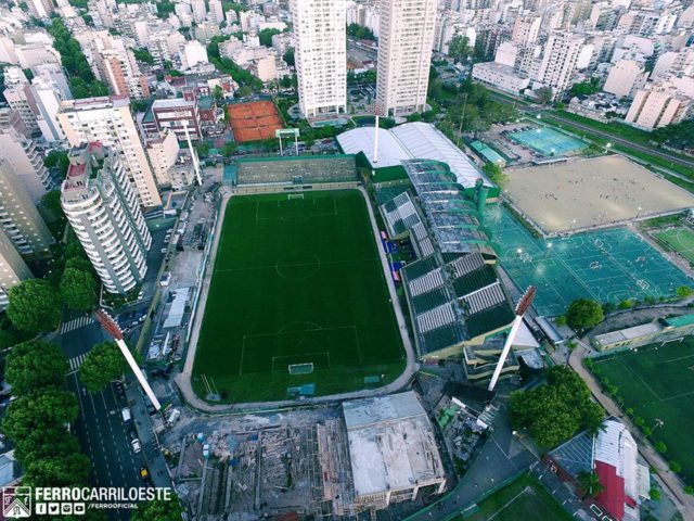 Arquivo:Estádio Arquitecto Ricardo Etcheverri.jpg