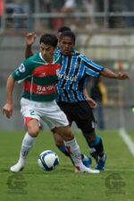 2008.10.19 - Campeonato Brasileiro - Portuguesa 2 x 0 Grêmio - Junior lago - Gazeta Press - Foto 02.jpg