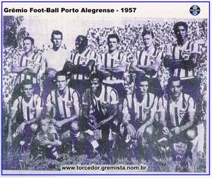 Equipe Grêmio 1957 B.jpg