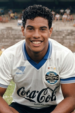 Roberto de Assis Moreira.png