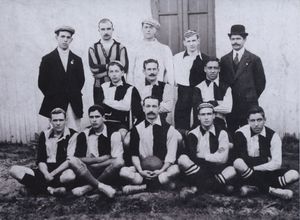 Equipe do Grêmio em Pelotas 1911.JPG