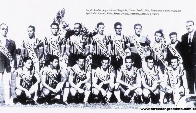 Arquivo:Equipe Grêmio 1946 D.jpg