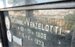 Túmulo Saturnino Vanzelotti.png