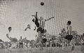 18.02.1957 - Amistoso - Veronese 0 x 2 Grêmio - Lance da partida.PNG