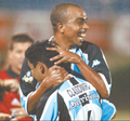 2003.04.22 - Copa Libertadores - Olimpia 2 x 3 Grêmio - Foto 02.png