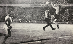 1955.12.08 - Amistoso - Grêmio 2 x 1 Portuguesa - Lance do jogo 1.PNG