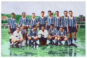 Equipe Grêmio 1932 D.jpg